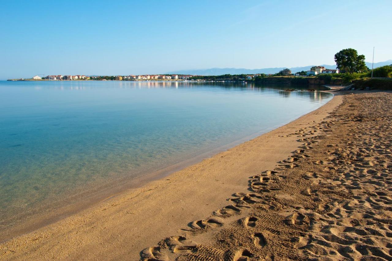 Family Friendly Apartments With A Swimming Pool Povljana, Pag - 244 Esterno foto