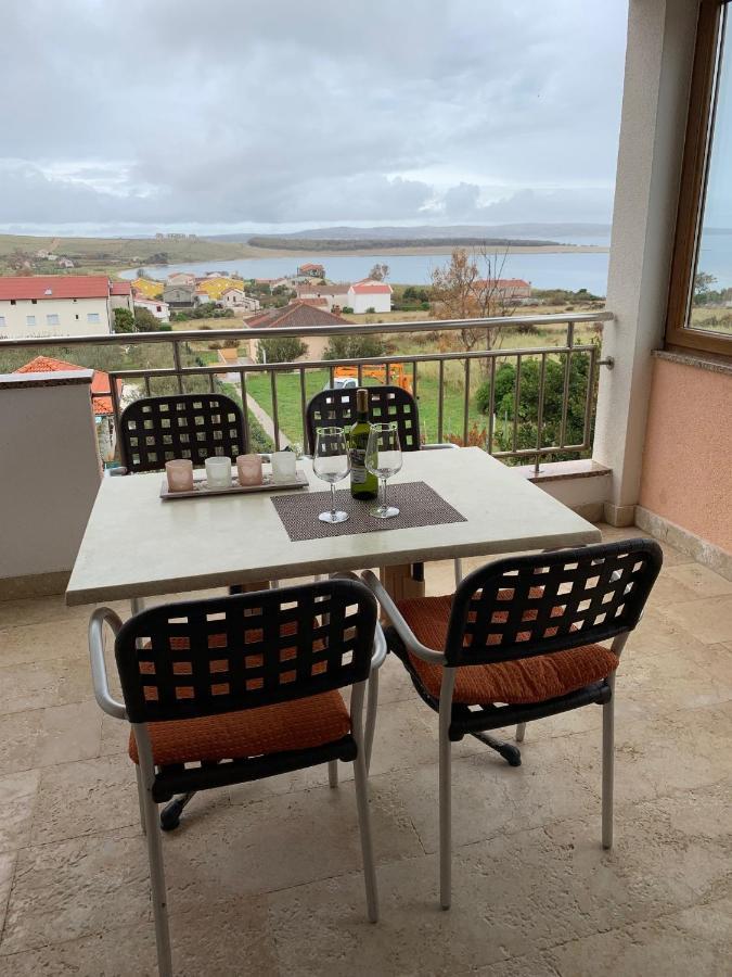 Family Friendly Apartments With A Swimming Pool Povljana, Pag - 244 Esterno foto