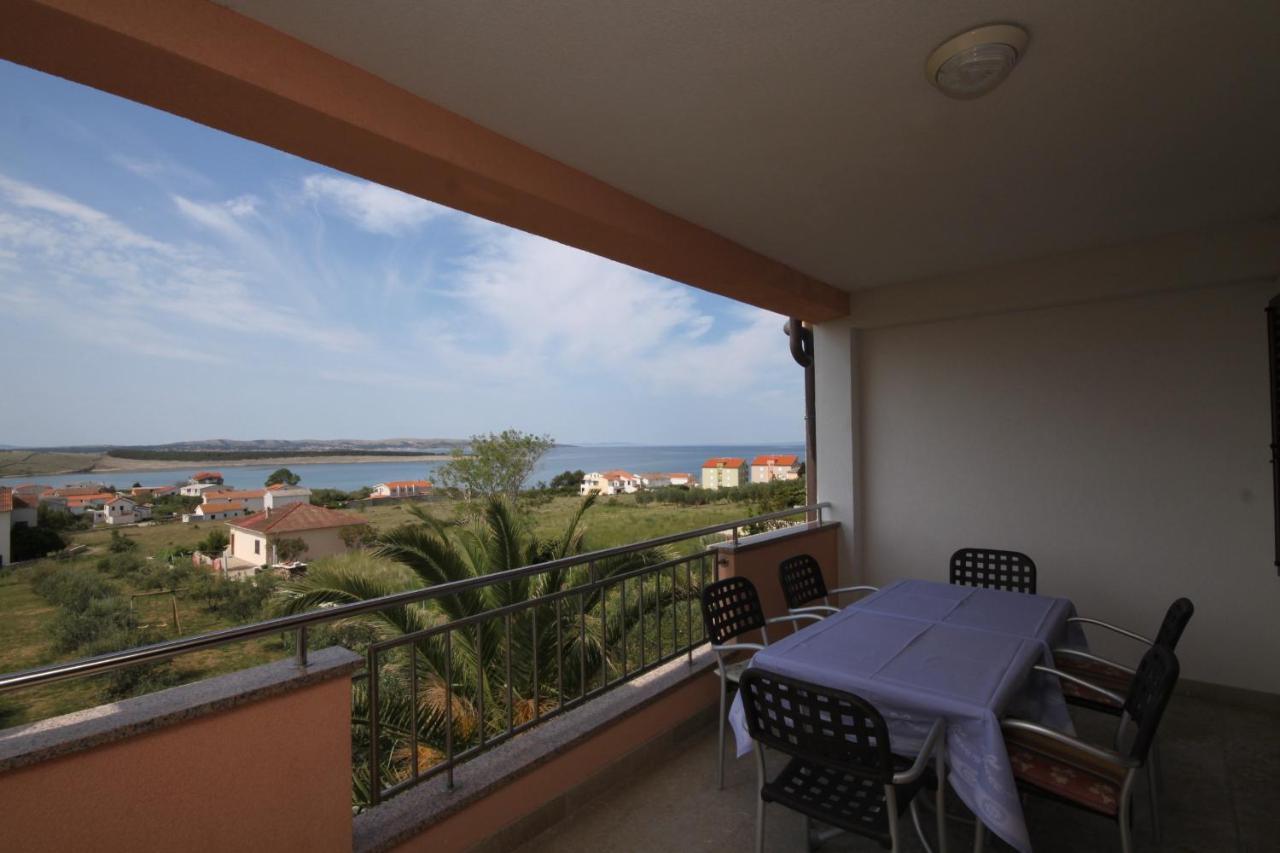 Family Friendly Apartments With A Swimming Pool Povljana, Pag - 244 Esterno foto