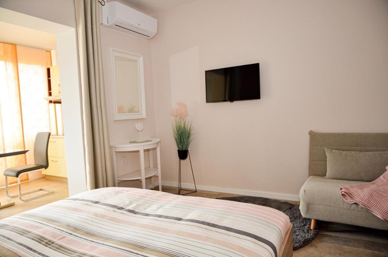 Family Friendly Apartments With A Swimming Pool Povljana, Pag - 244 Camera foto