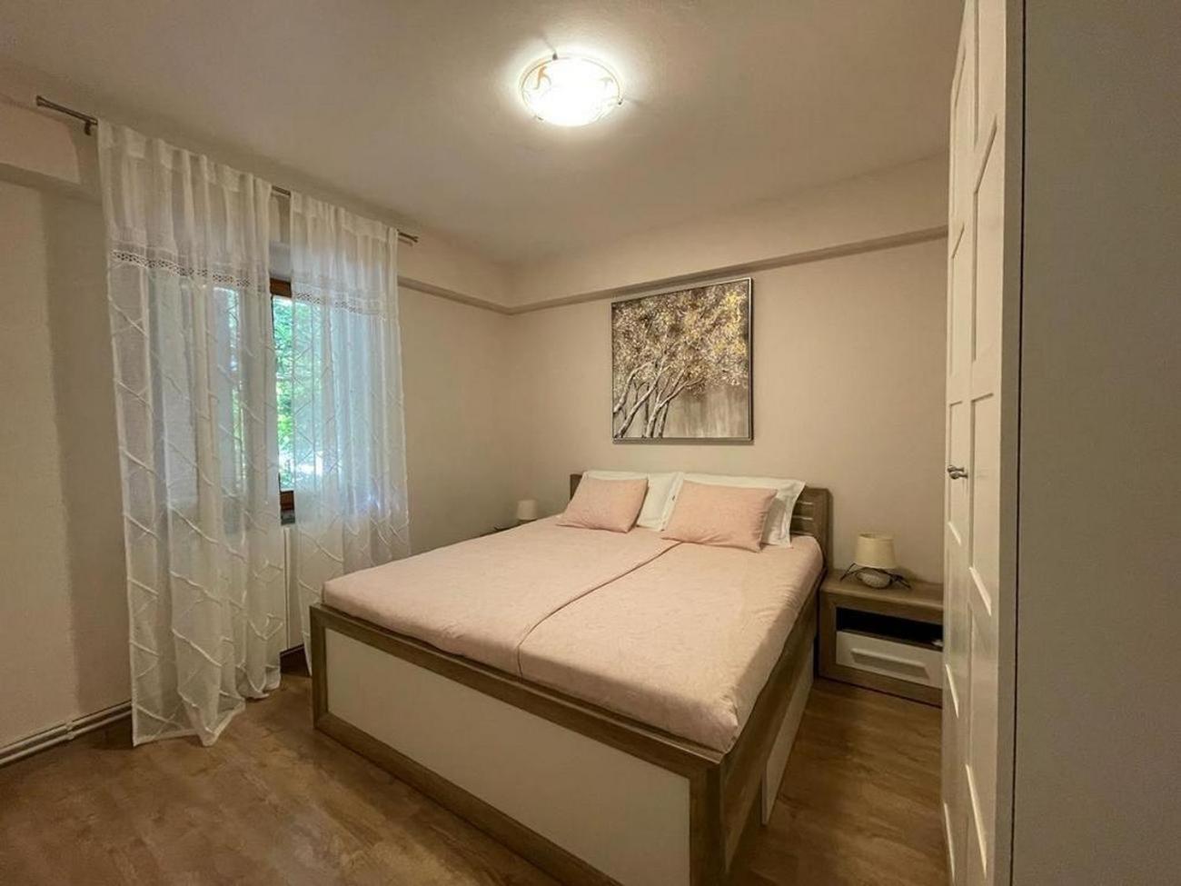 Family Friendly Apartments With A Swimming Pool Povljana, Pag - 244 Esterno foto