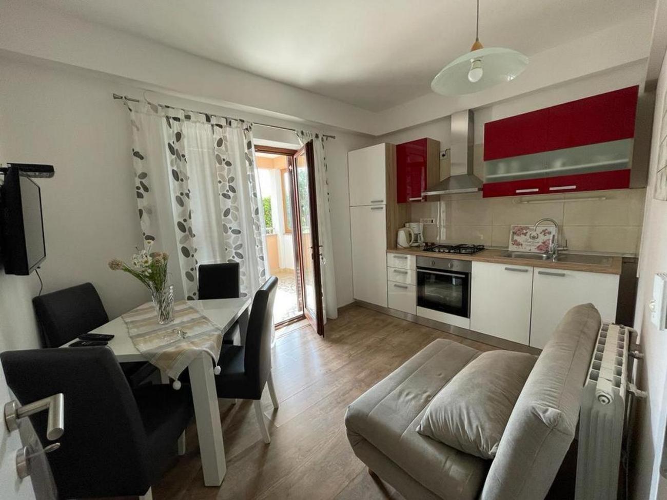 Family Friendly Apartments With A Swimming Pool Povljana, Pag - 244 Esterno foto